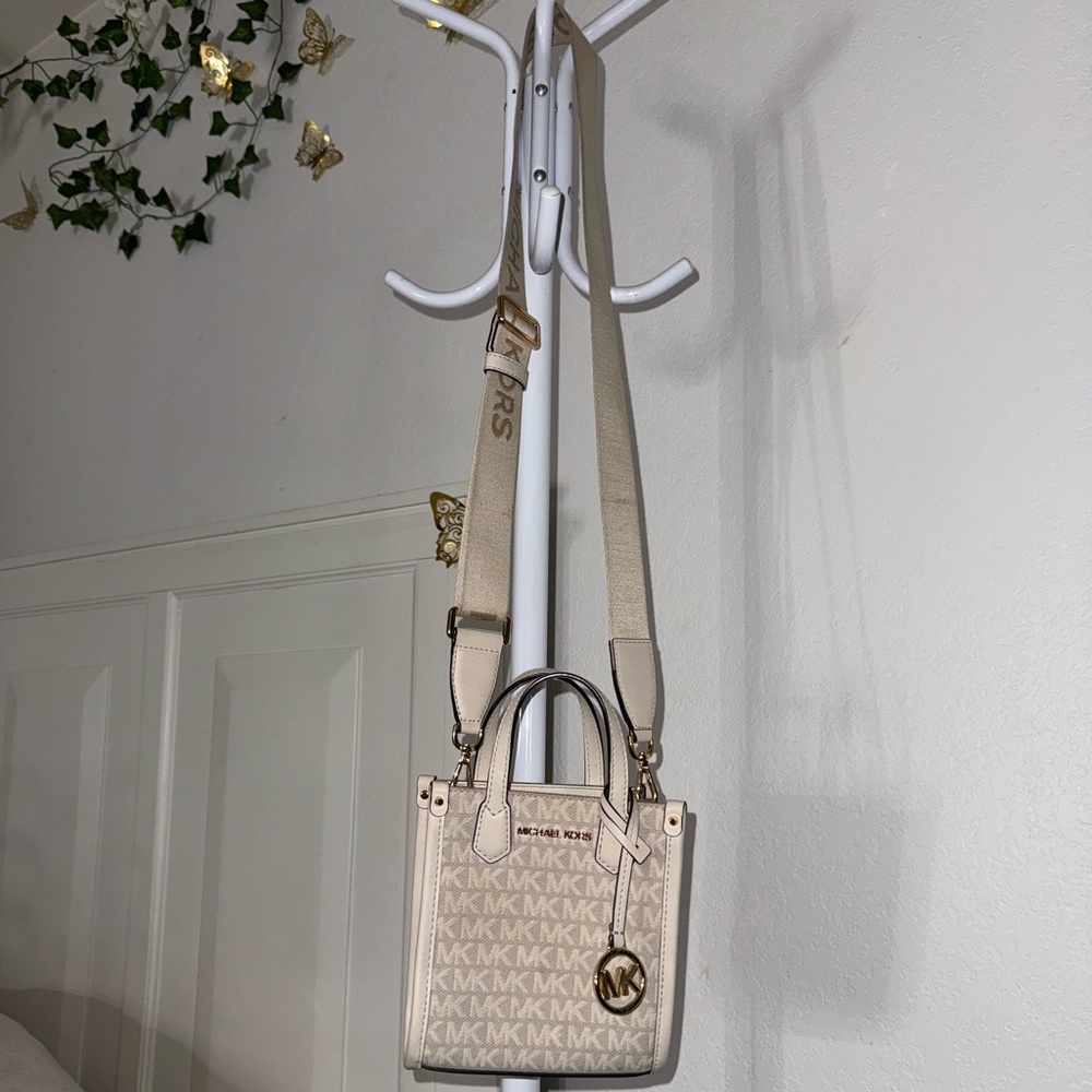 Michael Kors Cream Crossbody Bag